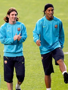 ronaldinhomessi2_reu_30