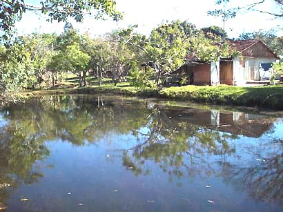 chacara_caseiro1sotef O turismo rural propicia a diminuição do êxodo rural e o resgate da autoestima do campesino