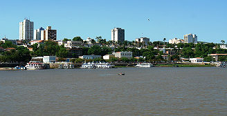 Rio Paraguai está bem abaixo do nível para esta época do ano. Foto: André Navarro