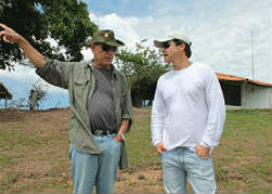  Secretário de Produção Rural, Pedro Lacerda e o prefeito Paulo Duarte 