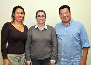 Secretária Cynthia, secretária Janaína e prefeito Douglas