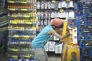 Pais e responsáveis evitem presentear as crianças com armas de brinquedo