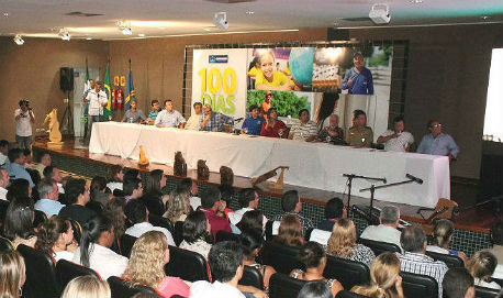 O ato foi no Centro de Convenções do Pantanal de Corumbá Miguel Gómez