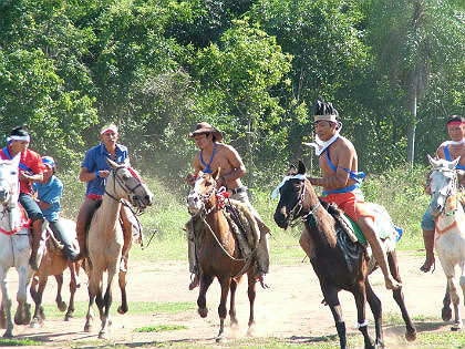Kadiwéu, também conhecidos como "índios cavaleiros"