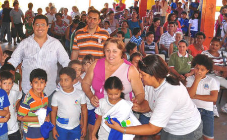 Foram confeccionadas 4.884 camisetas e 1.953 bermudas