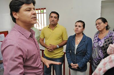 Prefeito se encontrou com equipe e destacou avanços (Foto: Marcos Boaventura)
