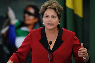 A presidenta ressaltou que podem aderir ao programa donos de pequenos negócios
