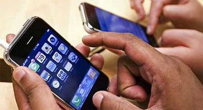 Os golpistas compram linhas de celulares para obter endereço