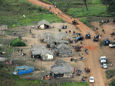 A fazenda Buriti fica no município de Sidrolândia, MS, declarada pelo Ministério da Justiça como de ocupação tradicional em 2010