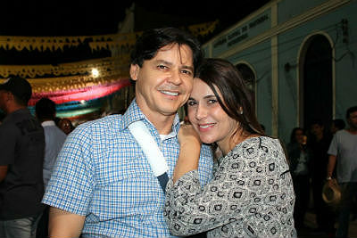 Este ano, o São João foi especial para o casal Paulo Duarte e Maria Clara Scardini (Foto: Kleverton Velasque