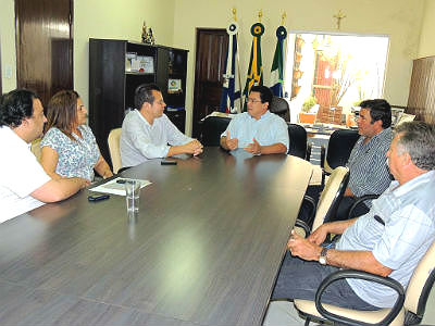 Prefeito Erney esteve em Anastácio na quinta-feira, 18