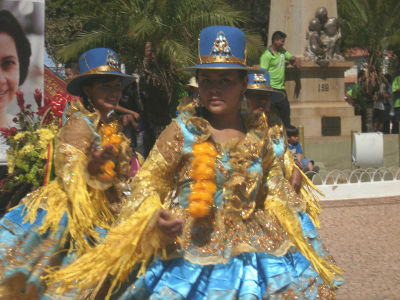 Festa começa na Praça da Independência e será encerrada com procissão à tarde. (Divulgação)