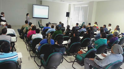Pela manhã, encontro reuniu mais de 50 frentistas (Prefeitura de Corumbá)