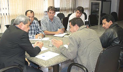 O grupo ressaltou a importância de programas sociais do Estado como o Leite Forte