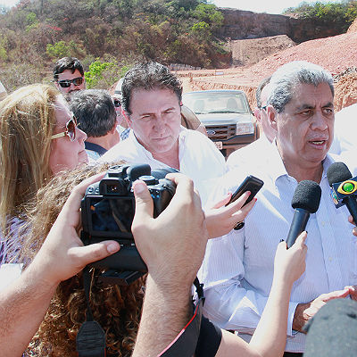 “Em 2014, esta será mais uma das grandes rodovias de integração de Mato Grosso do Sul", afirmou André