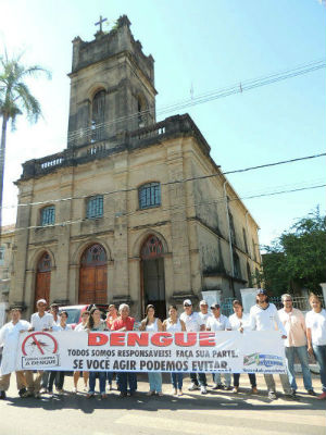 A campanha de prevenção a dengue deve percorrer todos os bairros da cidade