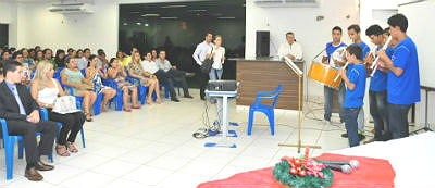 Durante o evento, os alunos da Escola Estadual Roberto Scaff apresentaram três músicas na flauta doce.