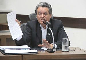 Nelson Carmelo Olazar