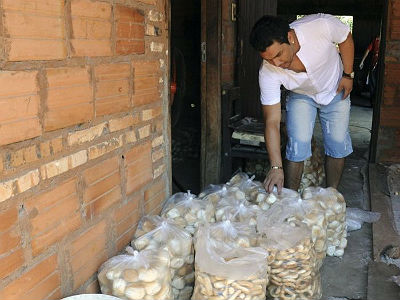 Ex-jogador paraguaio Salvador Cabanãs