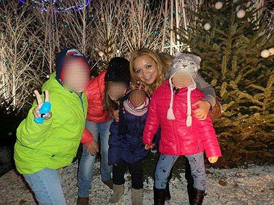 Ela foi assassinada a facadas após sair de um supermercado da cidade