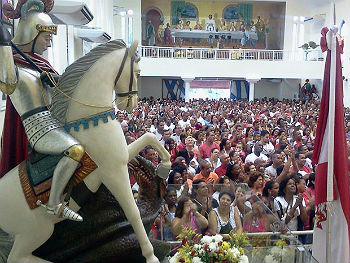 Igreja de São Jorge em Quintino, no Rio (Foto: Lilian Quaino/G1)