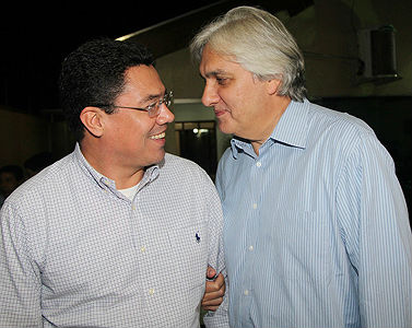 Douglas Figueiredo, de Anastácio, e José Roberto Arcoverde, de Iguatemi, declarararm apoio ao Delcídio