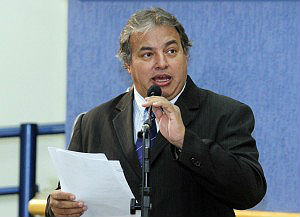 Alceu Bueno briga por uma vaga pelo PSL
