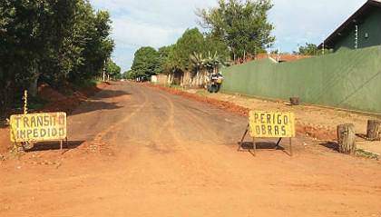 Todas as ruas em obras estão devidamente sinalizadas e desvios são indicados aos motoristas