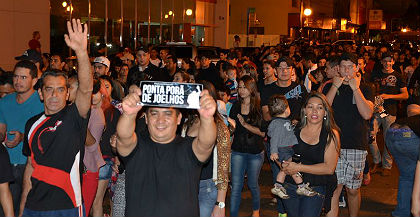 População ressalta que está sendo refém dos assaltantes