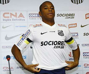 Robinho volta ao clube após nove anos na Europa. Foto: Ricardo Saibun / Gazeta Press