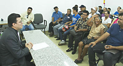 Prefeito se reuniu com representantes das feiras livres de vários bairros da Capital