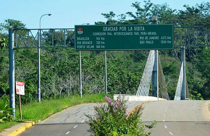 Entrada do Brasil pelo Peru, pela rodovia Interoceânica, também conhecida como estrada do Pacífico