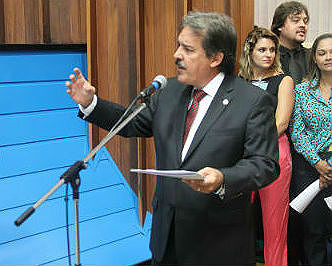Lei de autoria do deputado Antônio Carlos Arroyo (PR)