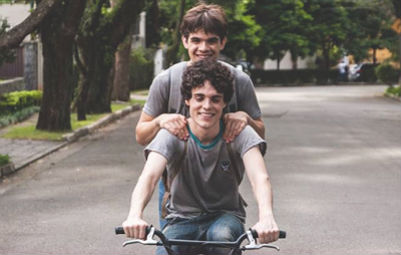 Hoje Eu Quero Voltar Sozinho, de Daniel Ribeiro, disputa na categoria Melhor Filme Estrangeiro.