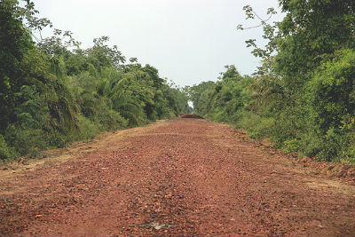 O trecho fica entre Buraco da Piranha (início da MS-184), no entroncamento com a BR-262, até a Curva do Leque (trevo com a MS-228)