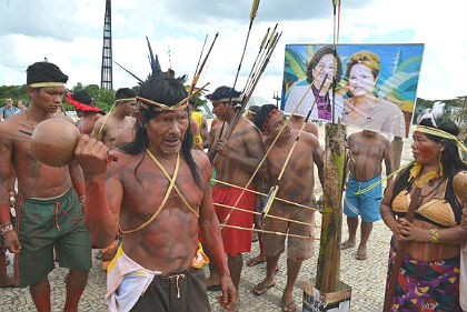Indígenas do Tocantins protestam pacificamente na Praça dos Três Poderes por direitos garantidos na Constituição Valter Campanto/Agência Brasil