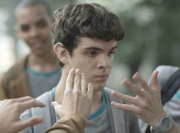 Cena do filme 'Hoje Eu Quero Voltar Sozinho', de Daniel Ribeiro