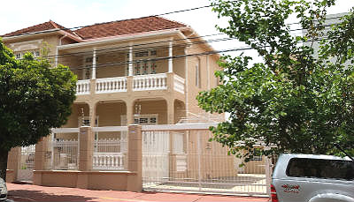 Rua 15 de Novembro, 532, quase esquina com a 13 de Maio