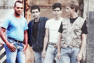 Ex-baixista da banda Legião Urbana é encontrado morto no Guarujá