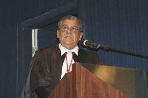 Procurador de contas José Aêdo Camilo