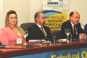 A Assembleia Legislativa tem o papel de voltar os olhos à sociedade