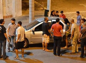 O prefeito Paulo Duarte foi até ao local do assalto