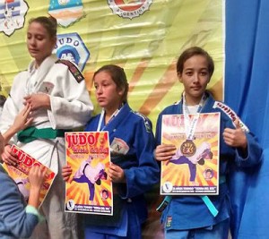 Coxim foi representada por três lutadores, Emilly Louise, Maria Eduarda e o sensei Jeferson