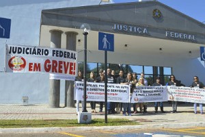 A paralisação será de 48 horas, na segunda e terça