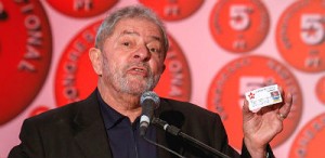 O ex-presidente Luiz Inácio Lula da Silva participou nesta sexta-feira (12) do lançamento da plataforma de doações individuais do PT, durante 5º Congresso da legenda em Salvador