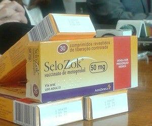 Selo Zok furtado era vendido em farmácias da Capital 
