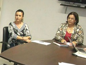 Prefeitas Juliana Almeida, Miranda e Nilza Marques, Novo Horizonte do Sul na reunião da Assomasul