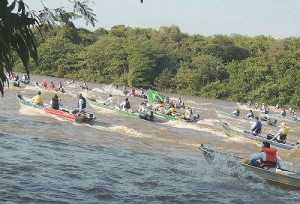 Cada equipe poderá inscrever até três participantes