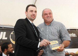 Presidente da Assomasul, Juvenal Neto e prefeito de Rio Negro Gilson Romano, vice-presidente do Cidema