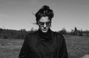Para votar em Tássia Holsback, basta acessar o site www.efestivalcancao.com.br